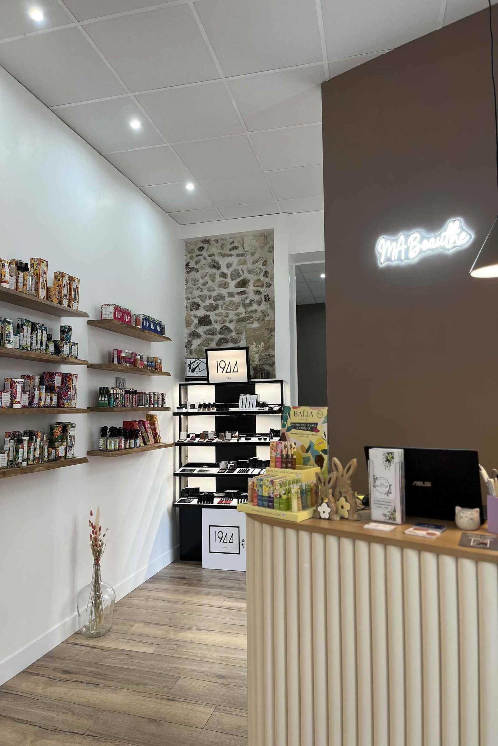 Centre de Beauté et Salon de Thé à Château-Thierry Centre de Beauté et Salon de Thé à Château-Thierry